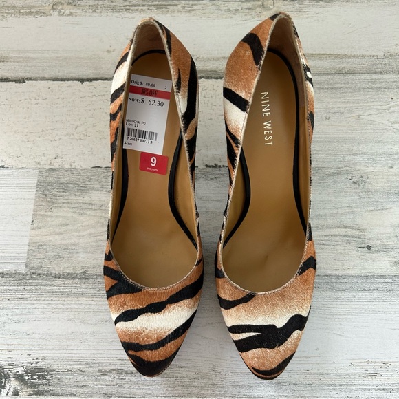 NINE WEST Rocha Tiger Stripe Cowhide Leather Platform NEW Heels 9 - Picture 2 of 10